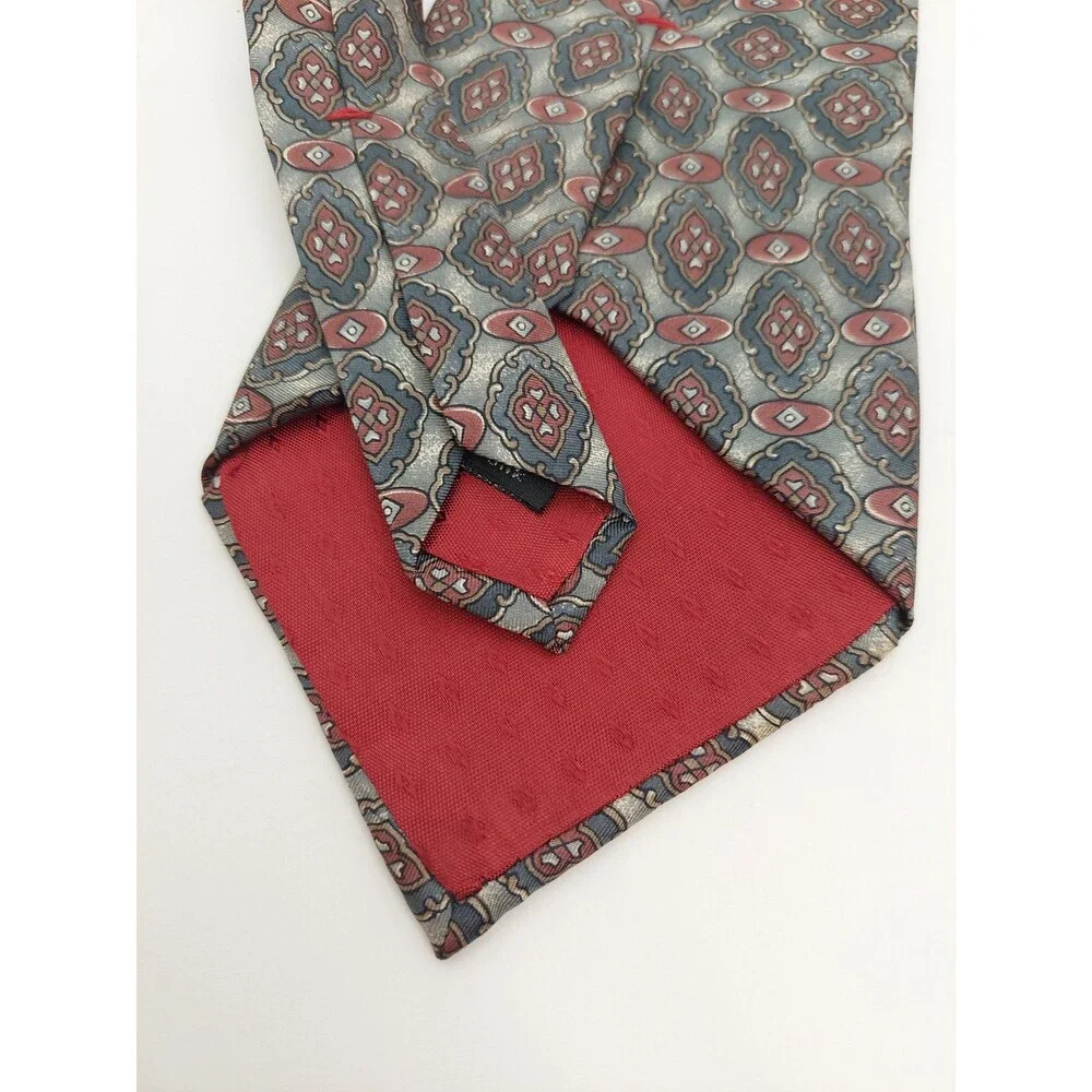 Henry Grethel Men's Tie Elegant Design Silver Gray Maroon